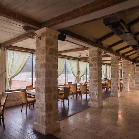 Hotel Trim Niksic Ngoại thất bức ảnh