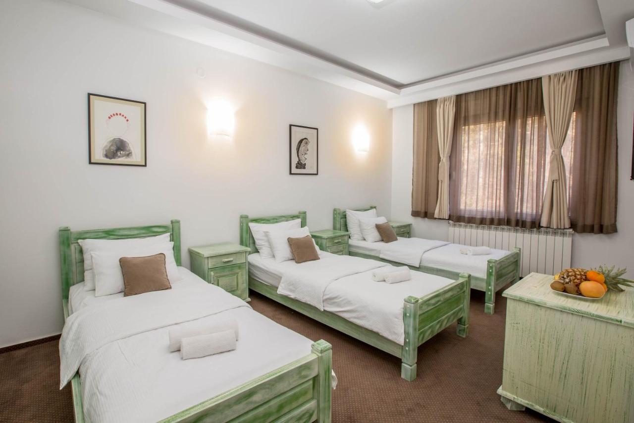 Hotel Trim Niksic Ngoại thất bức ảnh
